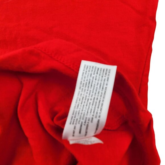 Old Navy Red Love Heart Graphic Tee M Short Sleeve Shirt Womens JH1796 - Picture 3 of 6